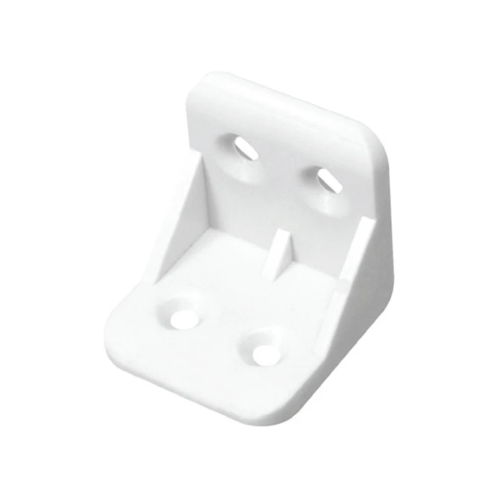 Plastic connector — L